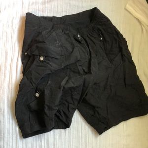 Nema Mountain Biking Shorts w/chamois. Black. Size M